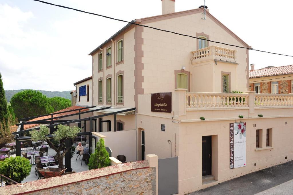 Logis Auberge Du Vigneron Cucugnan Exterior foto